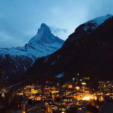 Zermatt: Entire Flat - Great Price - Great View On The Matterhorn !!! Zermatt